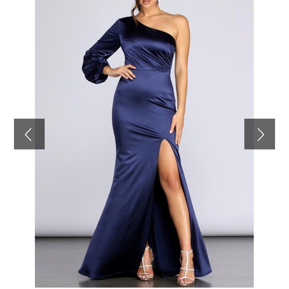 BEATRIX SATIN GOWN - Picture 4 of 5